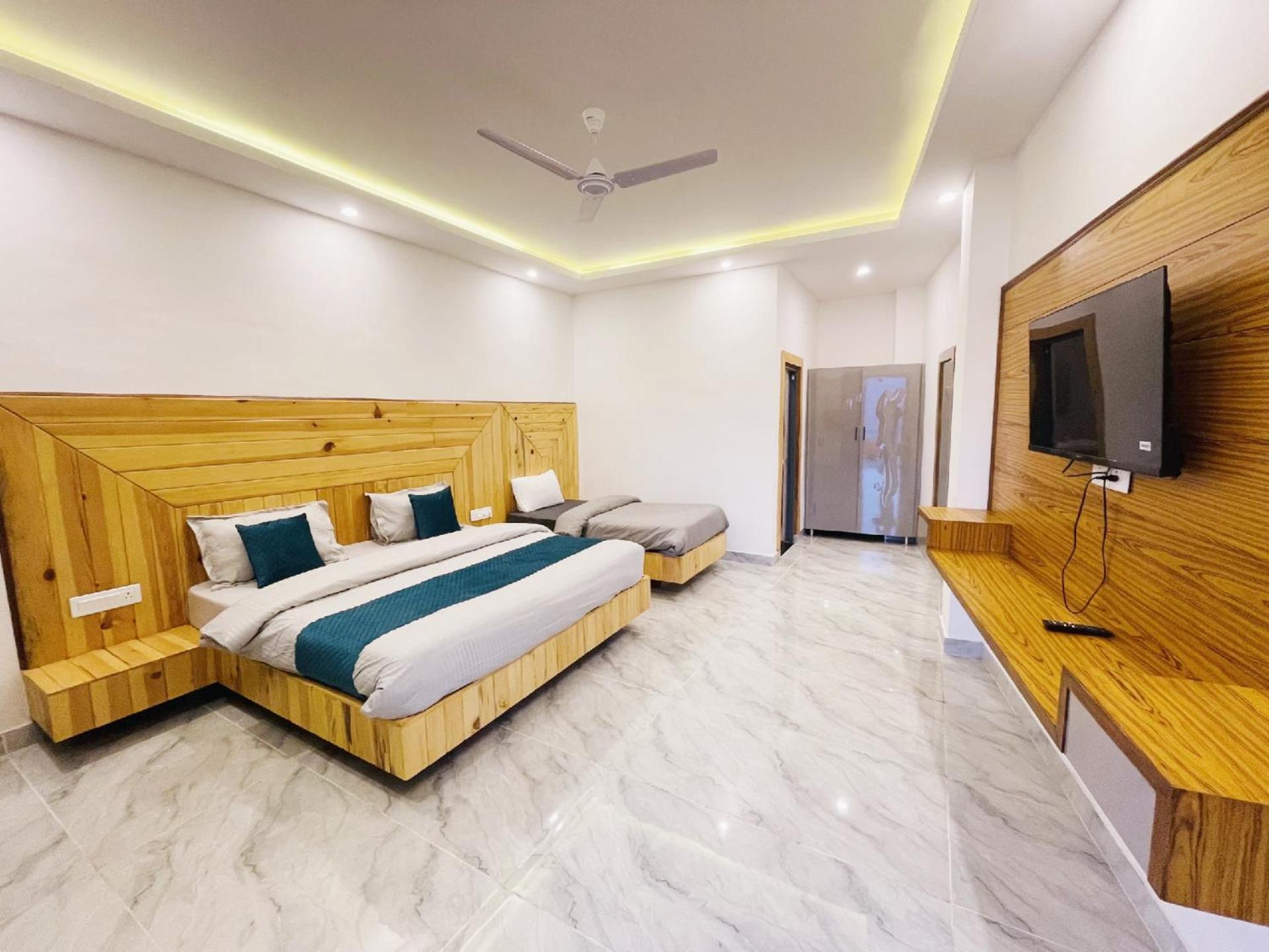 Living On The Edge A Luxury Stay 무소리에 외부 사진
