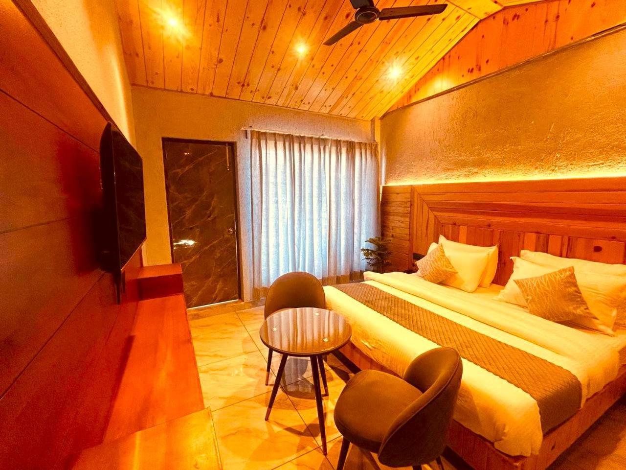 Living On The Edge A Luxury Stay 무소리에 외부 사진