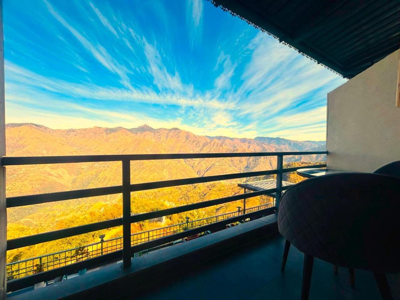 Living On The Edge A Luxury Stay 무소리에 외부 사진
