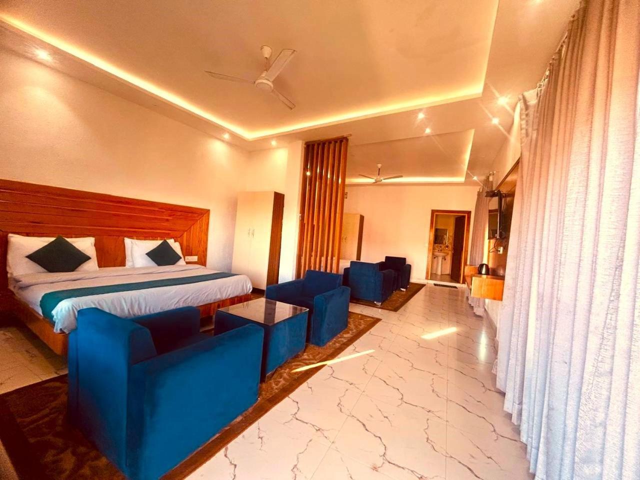 Living On The Edge A Luxury Stay 무소리에 외부 사진