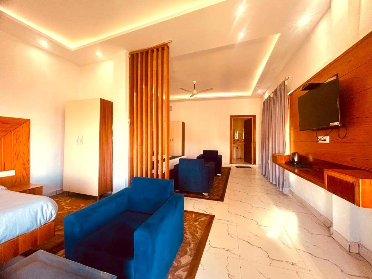 Living On The Edge A Luxury Stay 무소리에 외부 사진