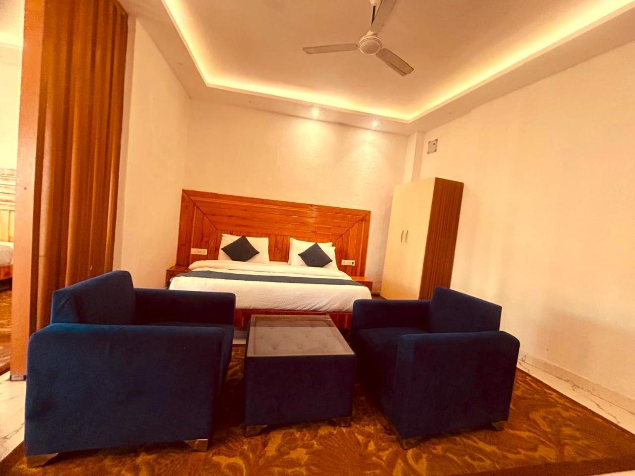 Living On The Edge A Luxury Stay 무소리에 외부 사진