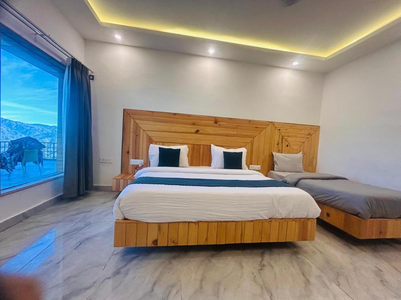 Living On The Edge A Luxury Stay 무소리에 외부 사진