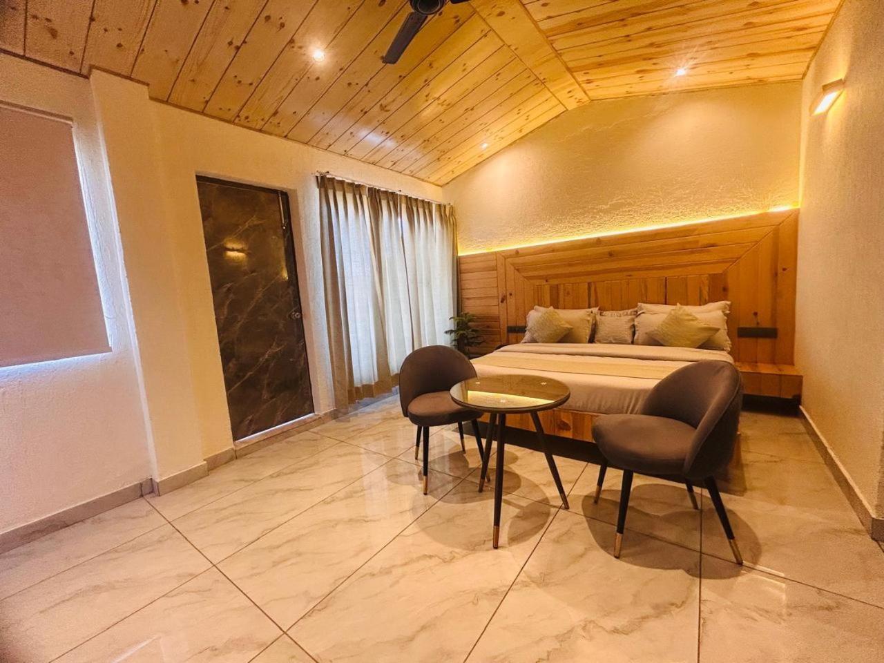 Living On The Edge A Luxury Stay 무소리에 외부 사진