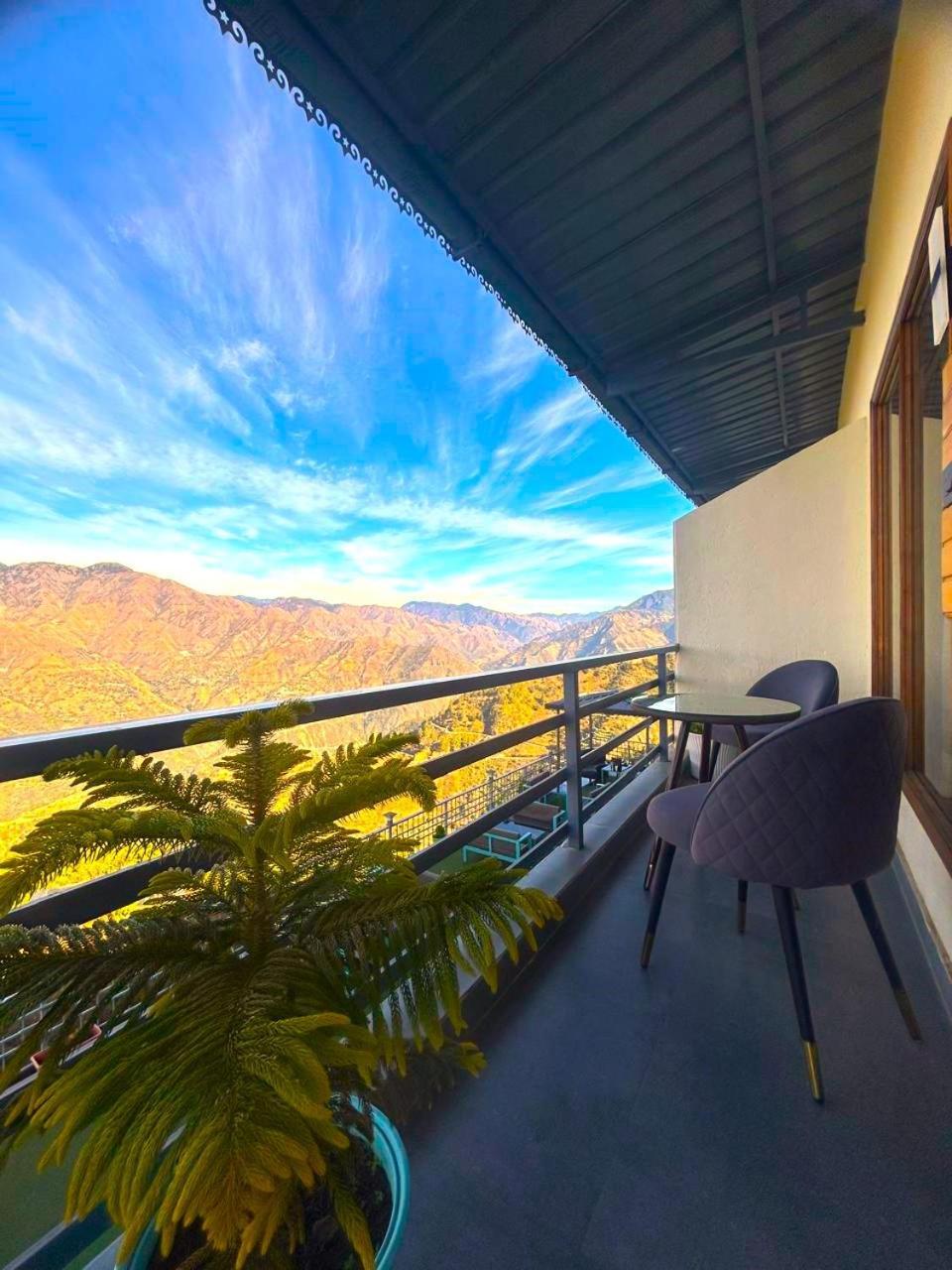 Living On The Edge A Luxury Stay 무소리에 외부 사진