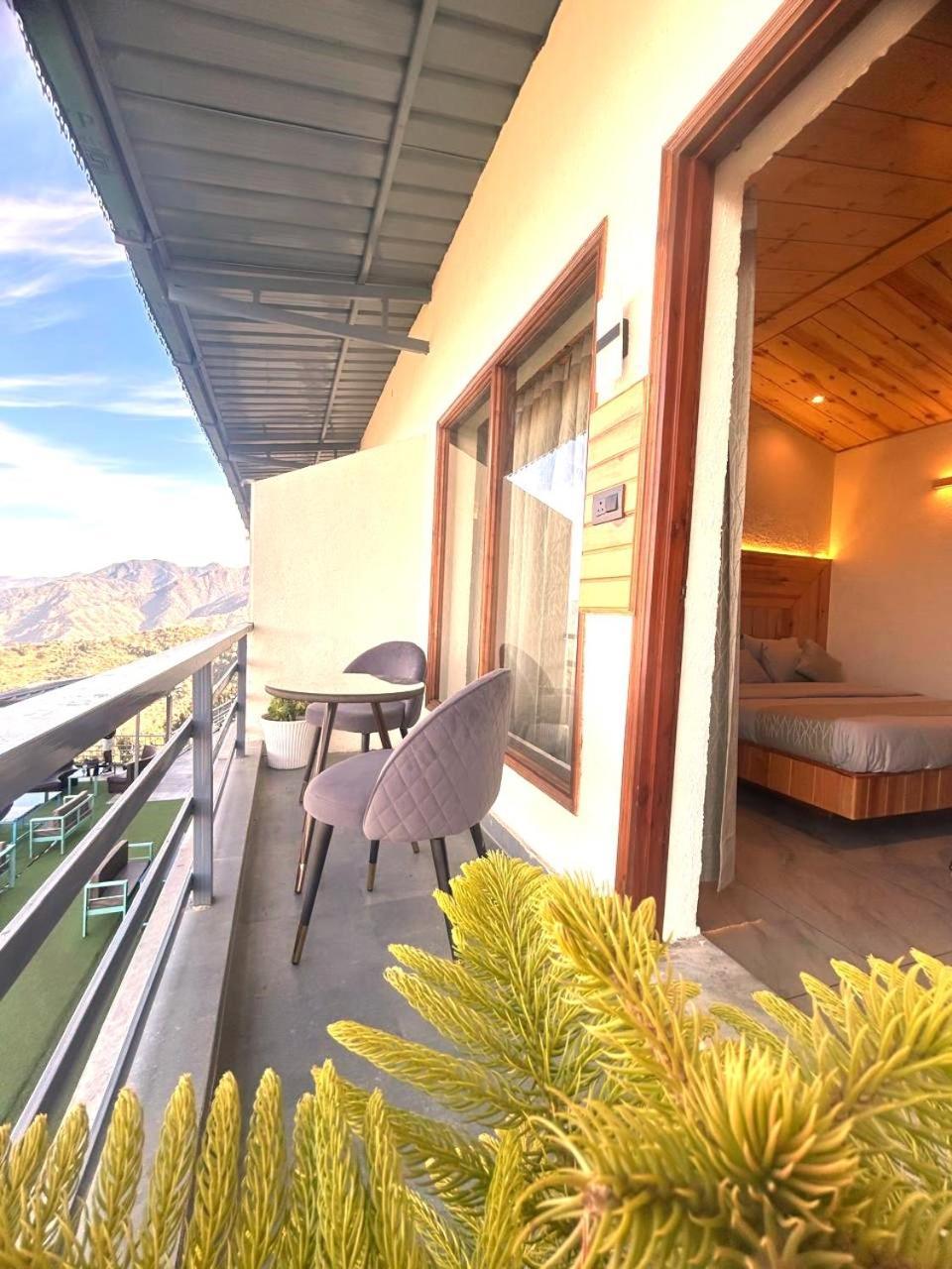 Living On The Edge A Luxury Stay 무소리에 외부 사진