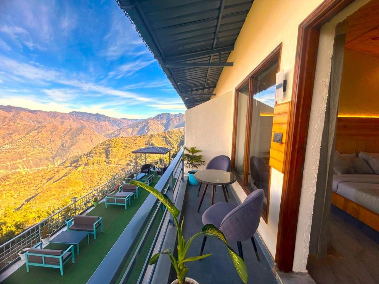 Living On The Edge A Luxury Stay 무소리에 외부 사진