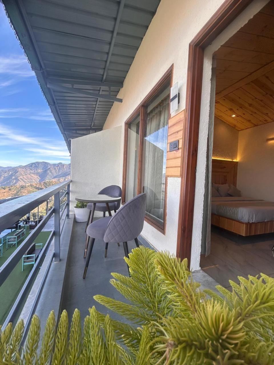 Living On The Edge A Luxury Stay 무소리에 외부 사진