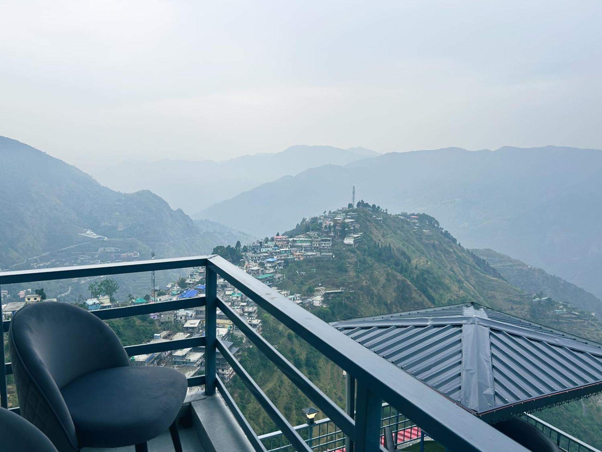 Living On The Edge A Luxury Stay 무소리에 외부 사진